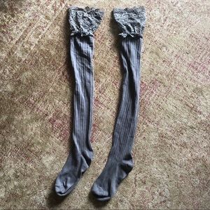 Over the knee grey lace stocking socks